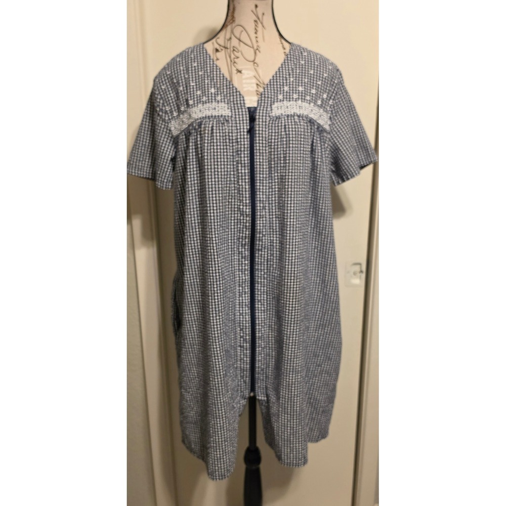 Croft & Barrow Navy Gingham Seersucker Zip Front House Dress Robe Medium